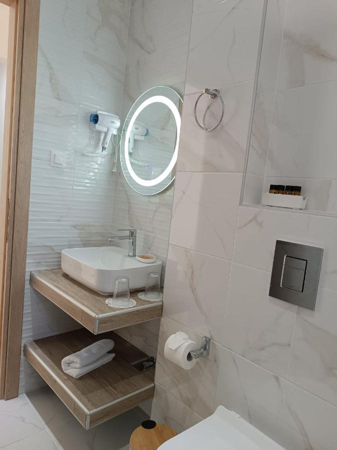 Navarino Luxe Suites With Sea View Peraia (Thessaloniki) Exterior foto